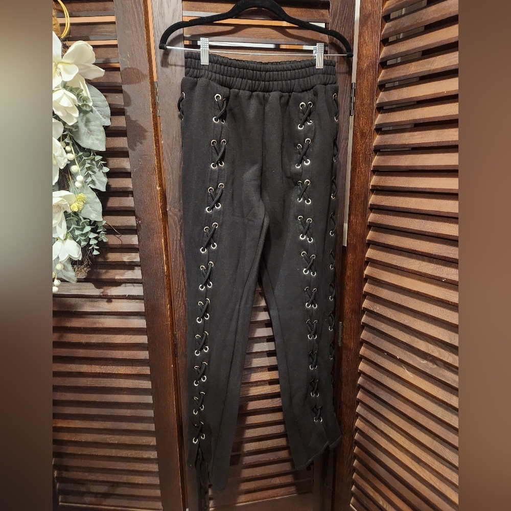 PrettyLittleThing Black Lace-Up Side Joggers